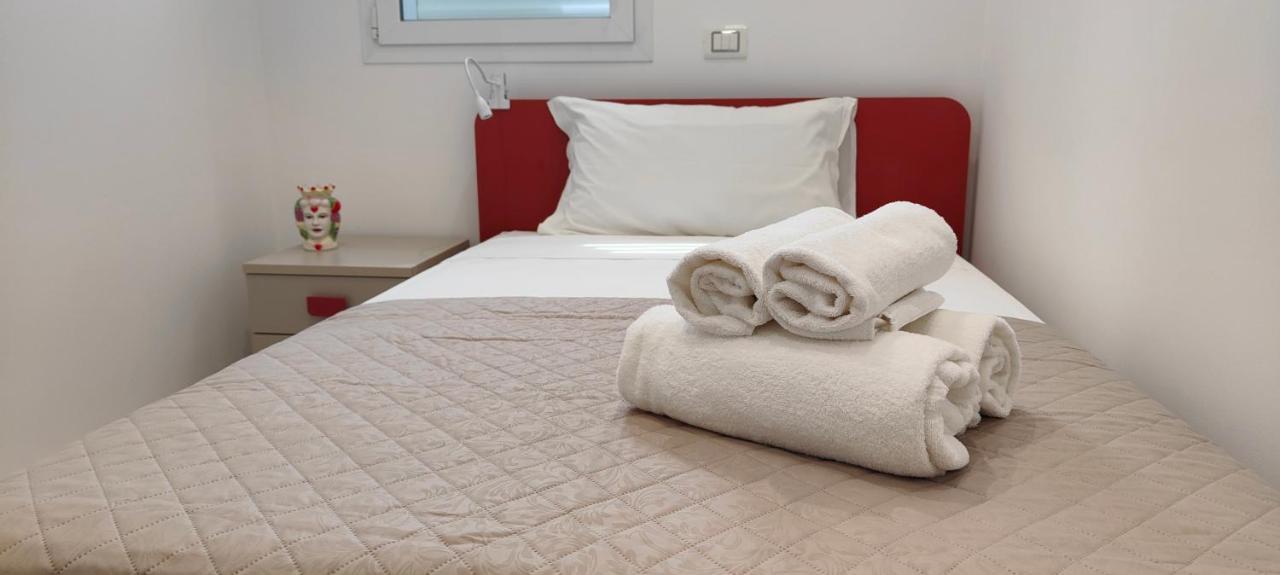 Casa Vacanze Rainbow, Siracusa Сиракузы Экстерьер фото